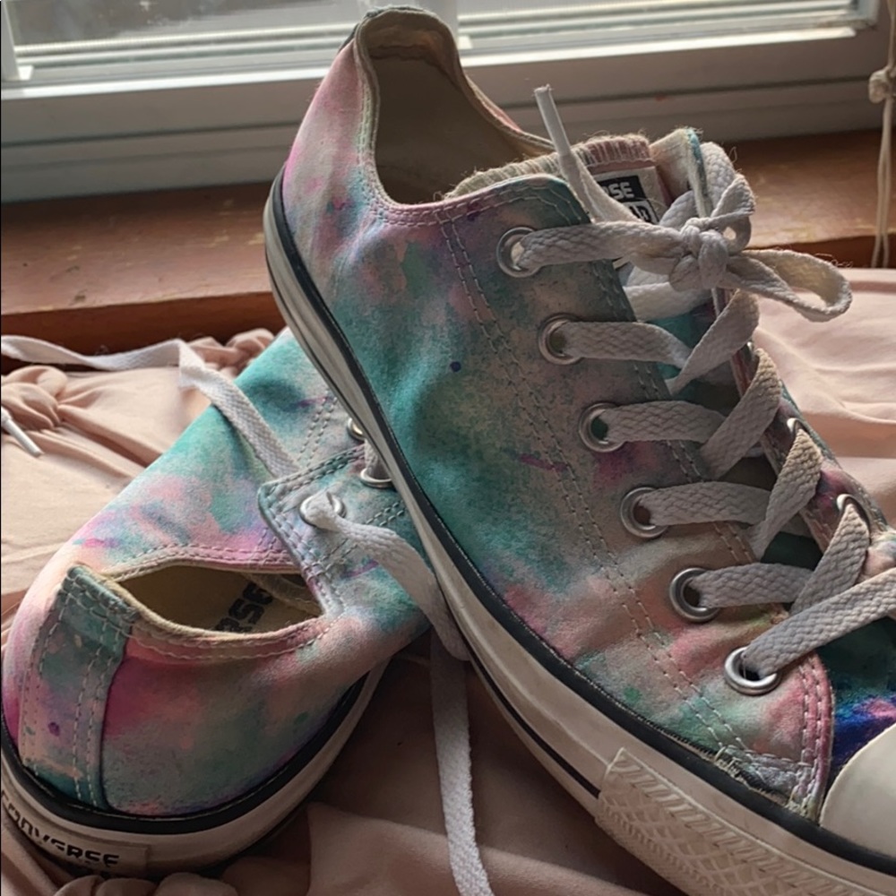 Multi colored Converse
